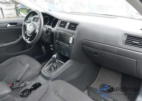 2015 Volkswagen Jetta 2.0L S из США, поврежденный, VIN 3VW2K7AJ7FM424412